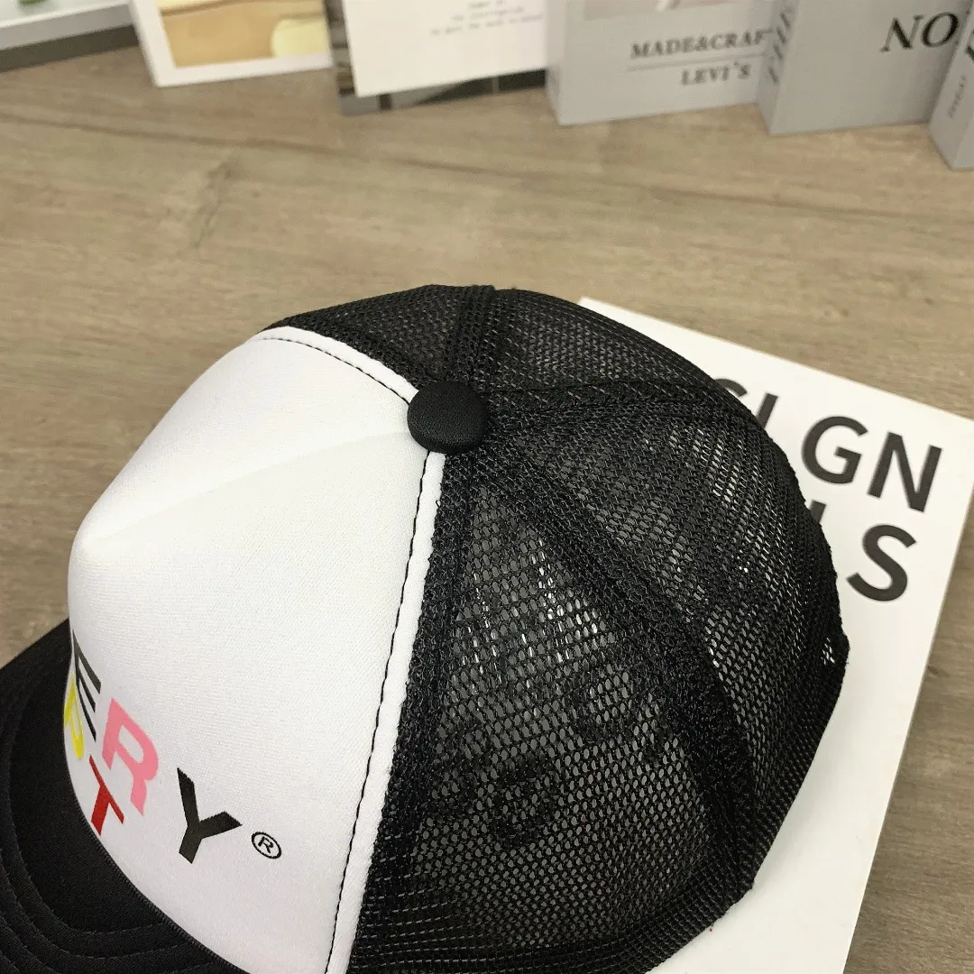 Non-returnable, non-exchangeable 9739#P76#GALLERY DEPT Color-printed mesh baseball cap for men and women, versatile hat with a face, little couple hat# Adjustable Color: White